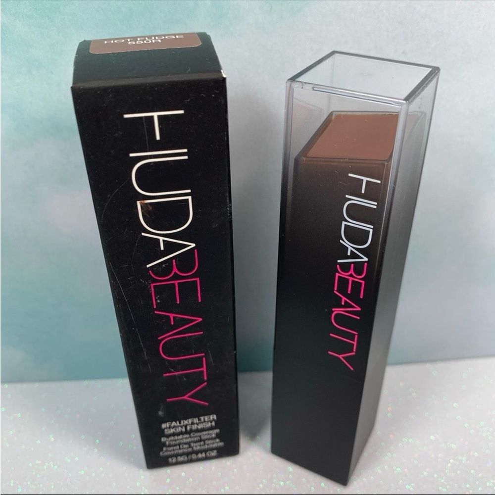 Huda Beauty Foundation Stick Hot Fudge 550R BNIB